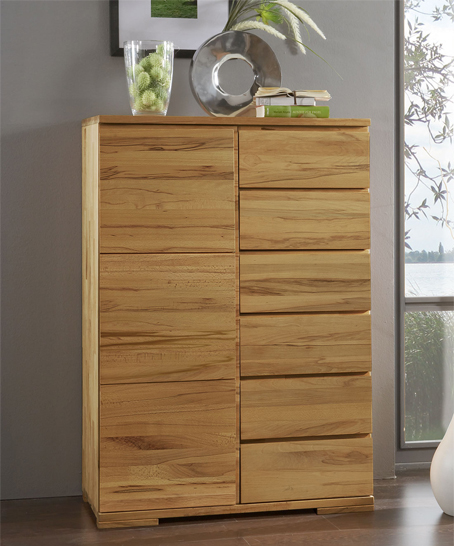 Kommode aus Holz
