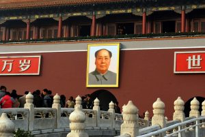Mao Zedong hat ein Feng Shui Verbot erlassen.