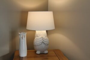 Akzentlicht Tischleuchte im Schlafzimmer