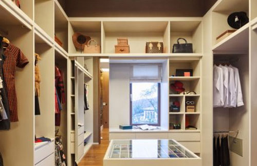 So baue ich mir meinen Kleiderschrank selber!