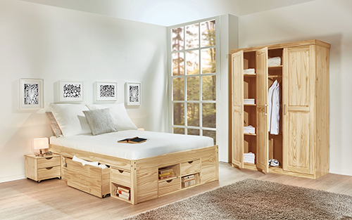 Schlafzimmer aus Kiefer